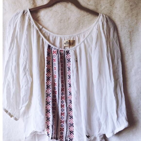 Hollister White Aztec Patterned Blouse - Picture 1 of 7